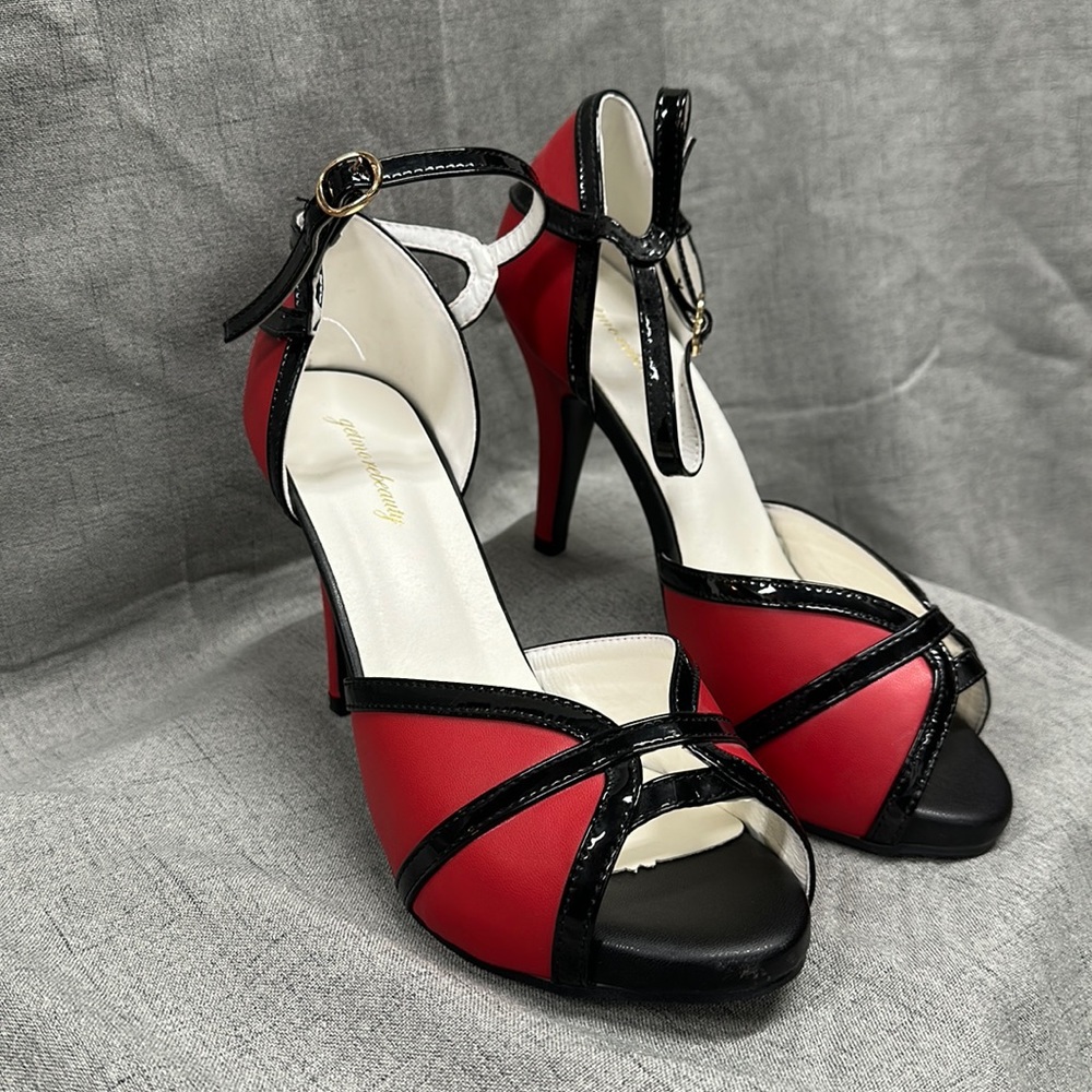 Get More Beauty brand Size 9.5 Strappy Red/Black Heel